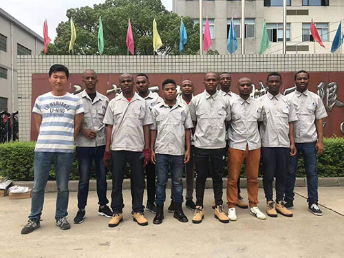 最新の企業ブログについて アフリカからの学生を外国に歓迎して下さい